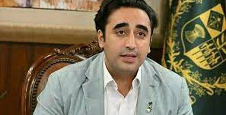 Bilawal holds flurry of meetings to woo support