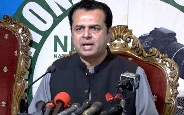 pml n leader talal chaudhry addressing a new conference in islamabad on monday august 15 screengrab